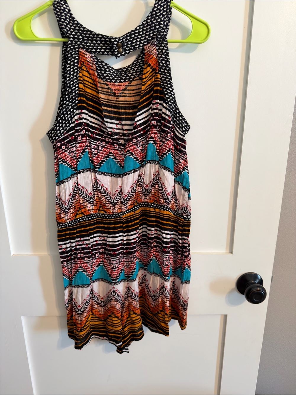 Xhilaration Turquoise & Black Chevron Print Shorts Outfit